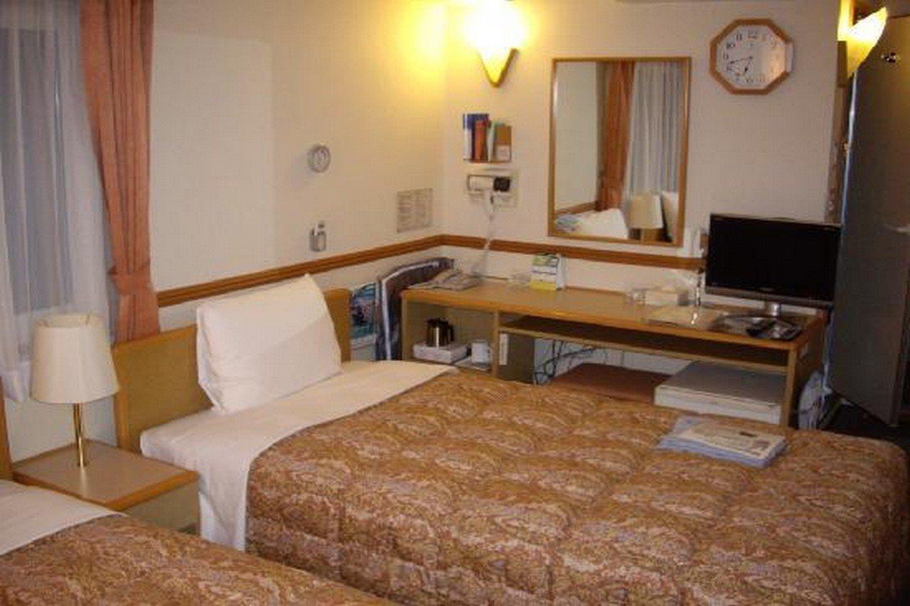 Toyoko Inn Okayama-Eki Nishiguchi Hiroba Exterior photo
