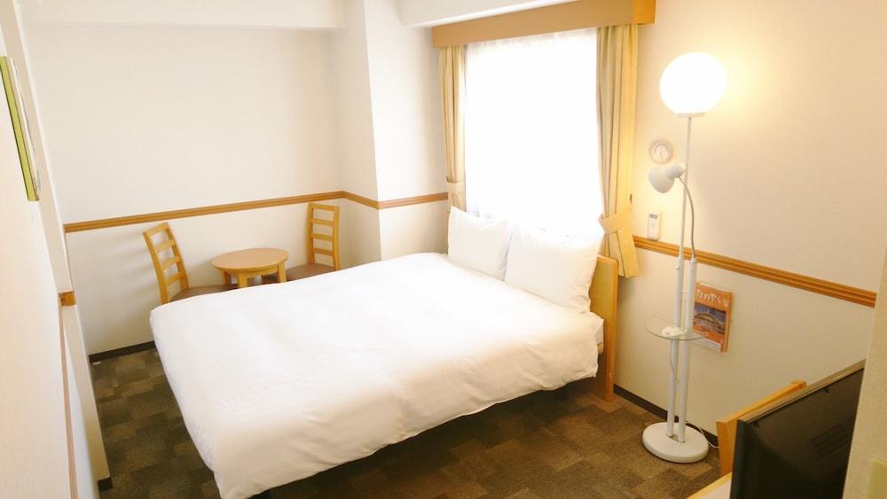 Toyoko Inn Okayama-Eki Nishiguchi Hiroba Exterior photo